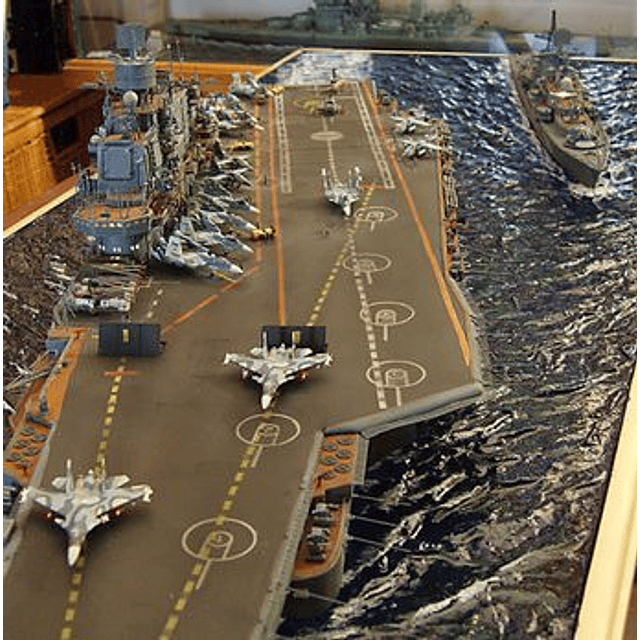 Barco 1:350 Para Armar Aircraft Carrier-Admiral Kuznetsov