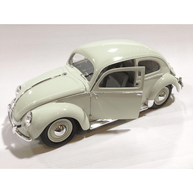 Carro Armado Y Pintado  VW Escarabajo 1951 1/16
