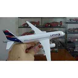 Avión Colección  Airbus A320 Latam 1/200