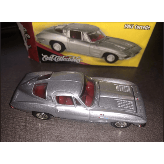 Carro Colección  1963 Corvette 1/64