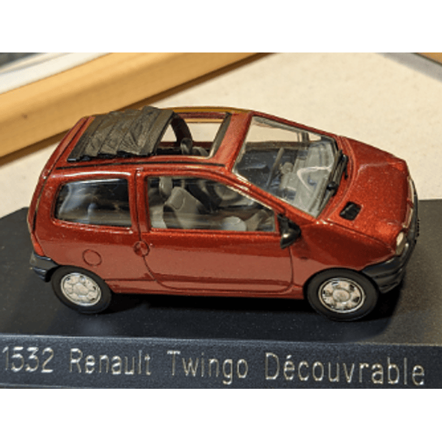 Carro Colección  1532 Renault Twingo Decouvra 1/43