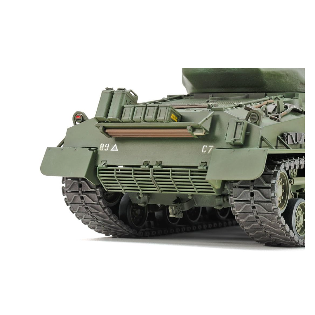 Para armar U.S. Medium Tank M4A3E8 1/35 6