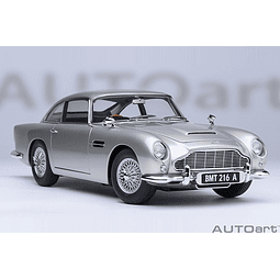 James Bond Aston Martin Db5 Goldfinger l1/18 .