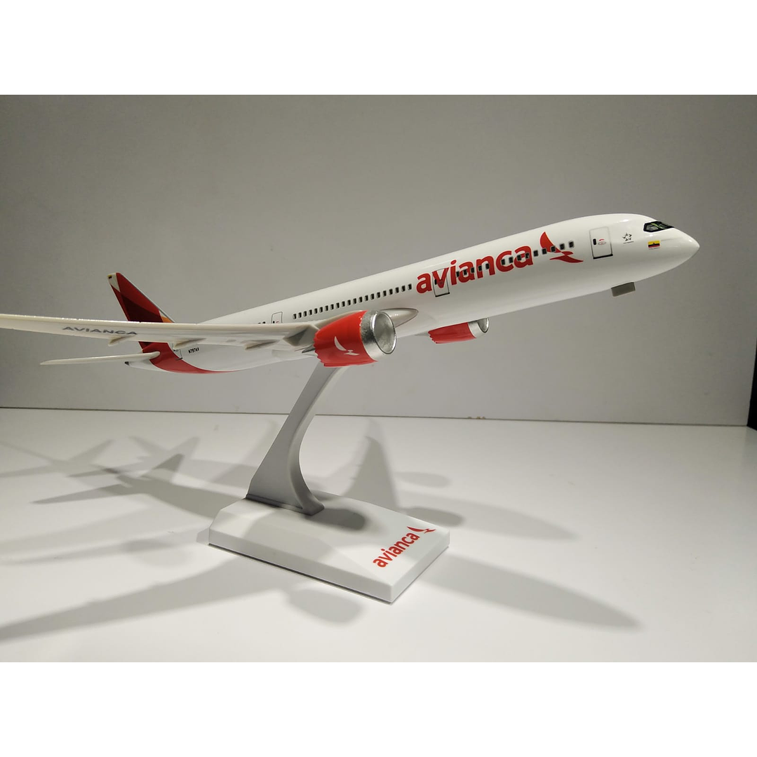 Avión colección B787 Avianca con luces 2