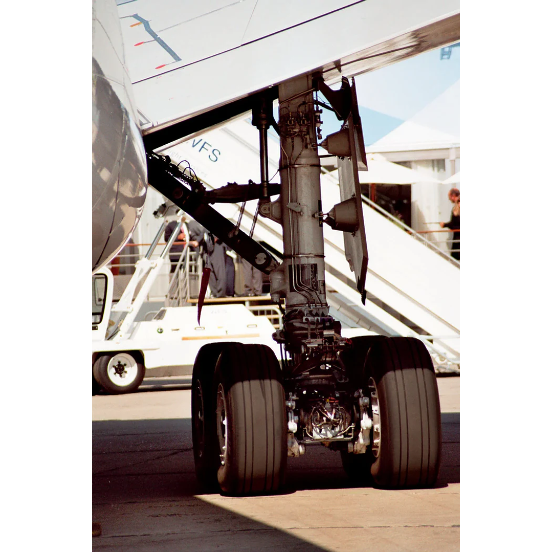 Para armar Airbus A380 Design New Livery  first flight 1/144 9