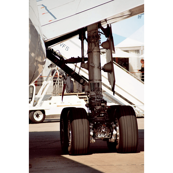 Para armar Airbus A380 Design New Livery  first flight 1/144 9