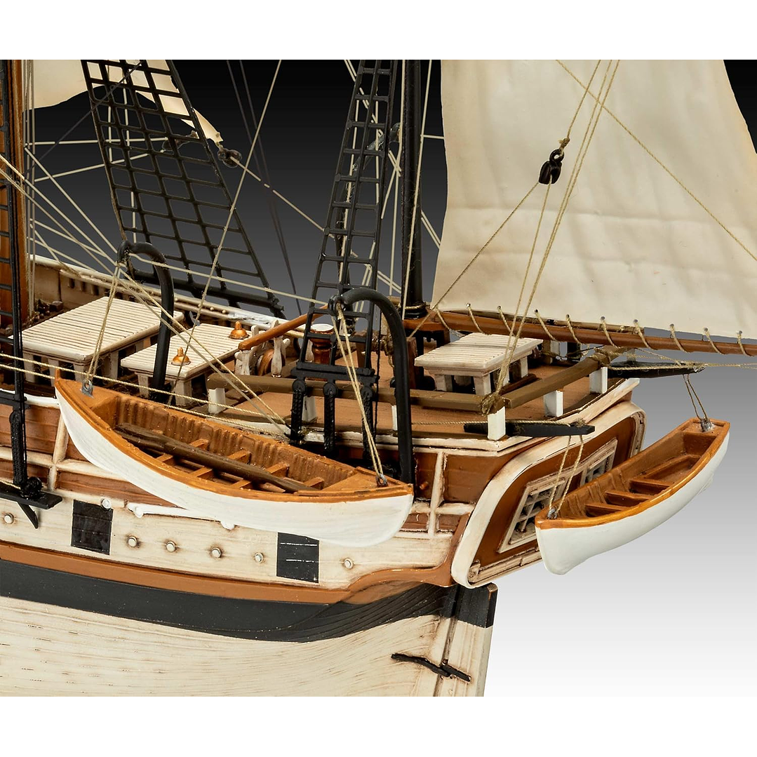 Barco para Armar Darwins Historical Discovery  barque H.M.S. Beagle 1/96 6