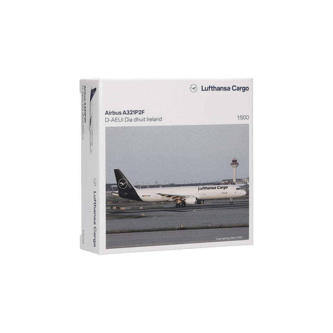 Avión Colección  A321 P2F Cargo Lufthansa 1/500 1
