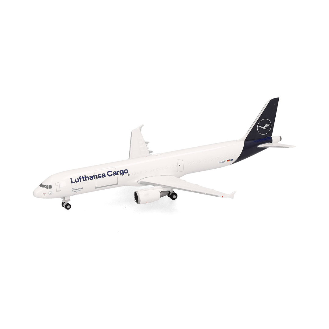Avión Colección  A321 P2F Cargo Lufthansa 1/500 3
