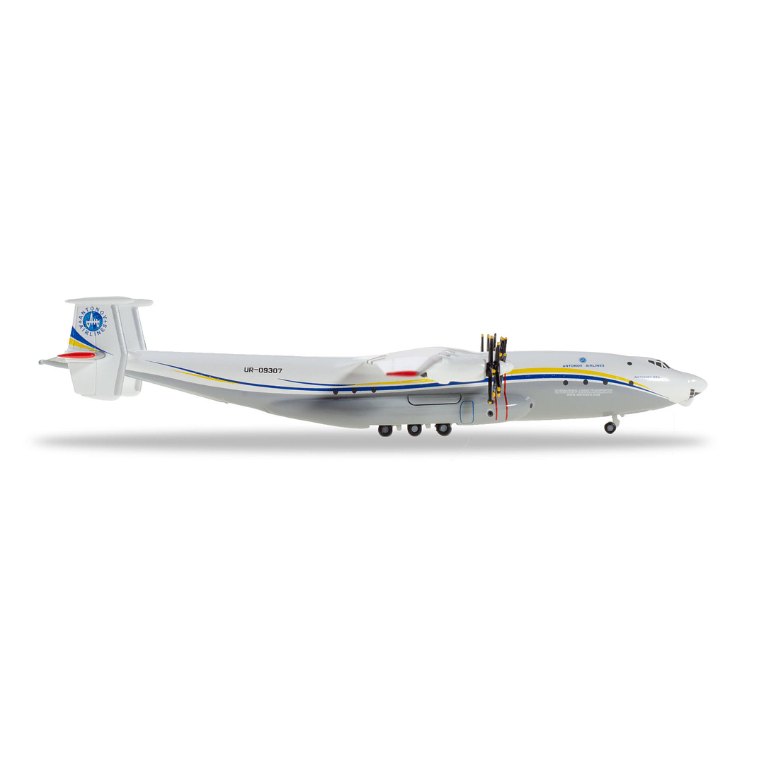 Avión Colección  An-22 Antonov Airlines 1/500 1