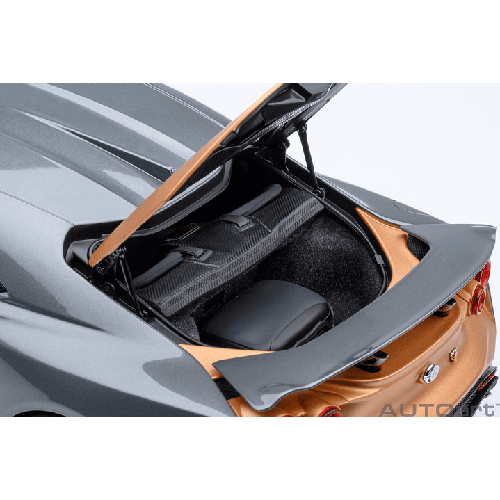 Carro Colección  Nissan Gt-R50 1/18 5