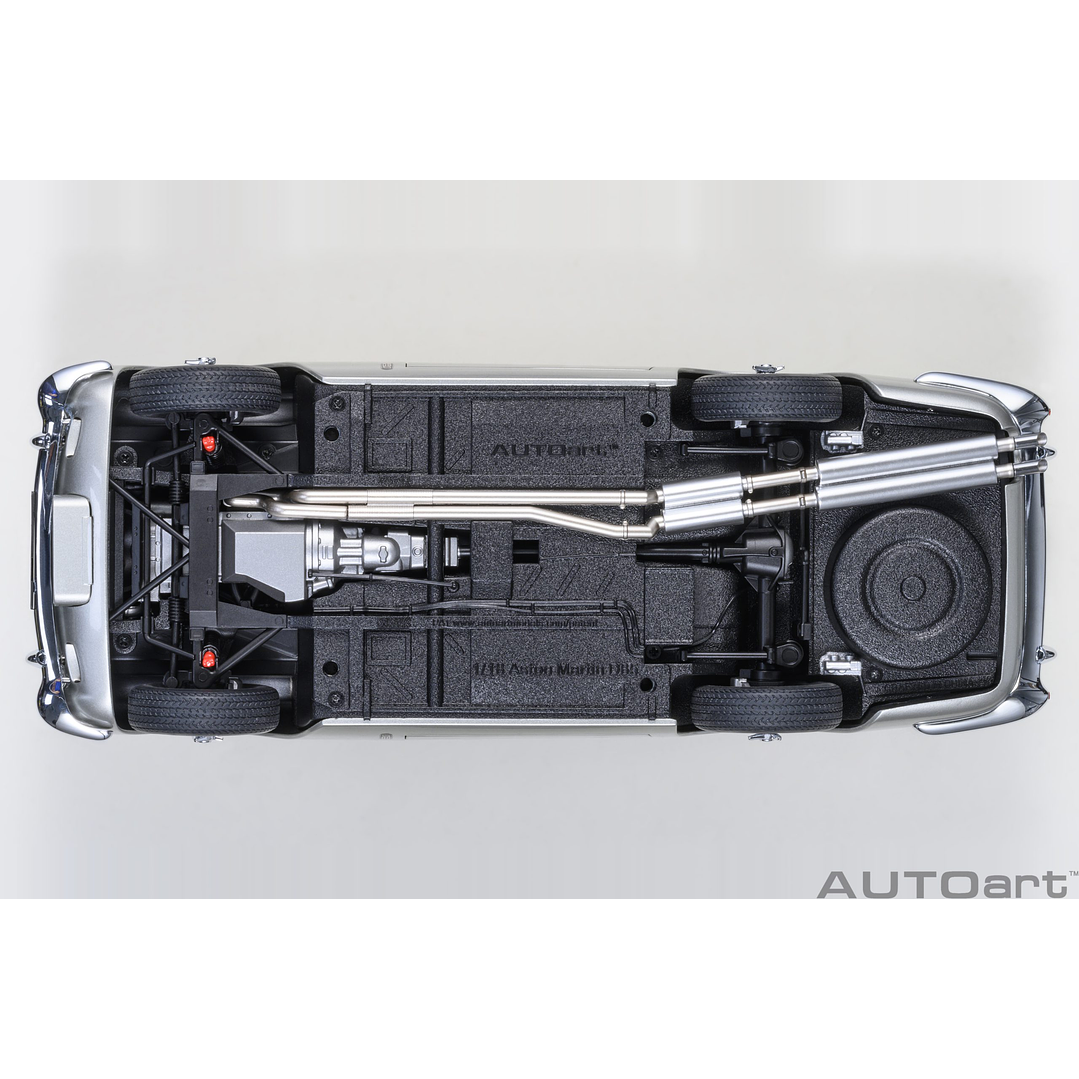 Carro Colección  Aston Martin Db5 Silver1/18 8