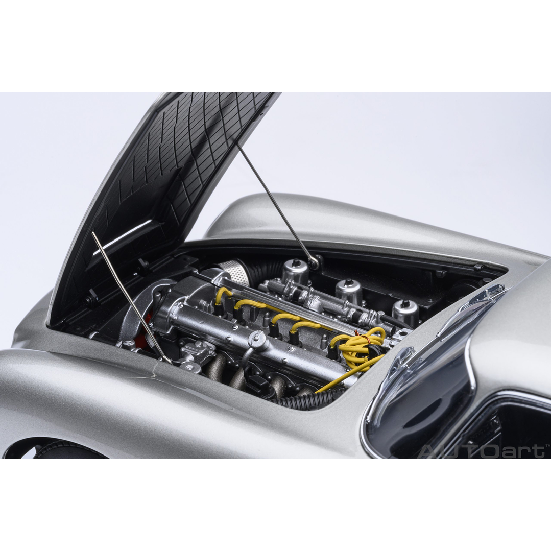 Carro Colección  Aston Martin Db5 Silver1/18 15