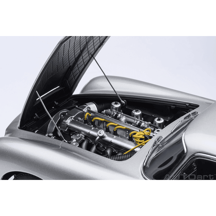 Carro Colección  Aston Martin Db5 Silver1/18 15