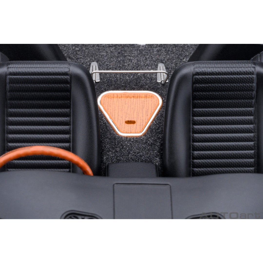 Carro Colección  Toyota 2000 Gt /67 1/18 21