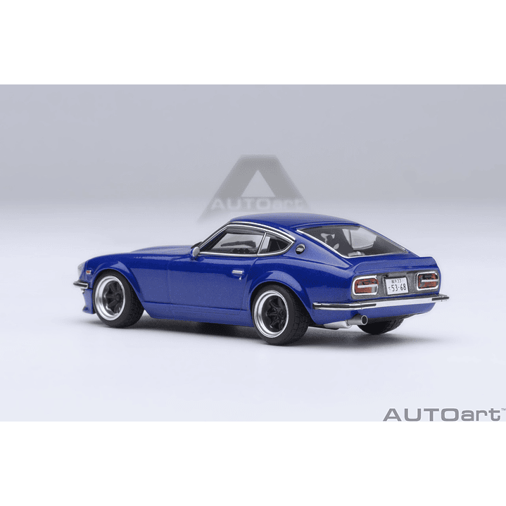 Carro Colección  Nissan Fairlady Z Escala 1/64 2