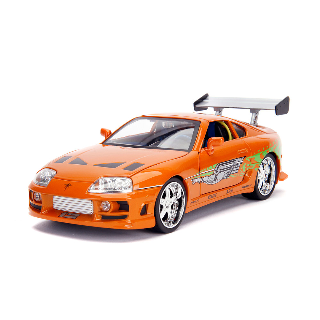 Carro Colección   1995 Toyota Supra w/Lights & Brian Figurine , Fast & Furious - Jada Toys 31139 - 1/18 Diecast Car 2