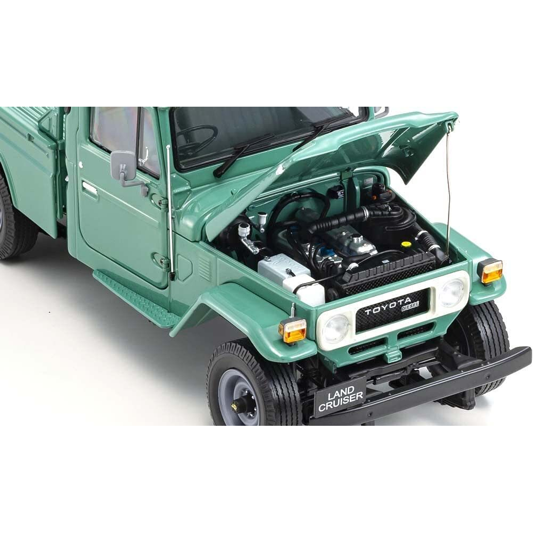 Carro Colección  Toyota Land Cruise 40 Green1/18 4