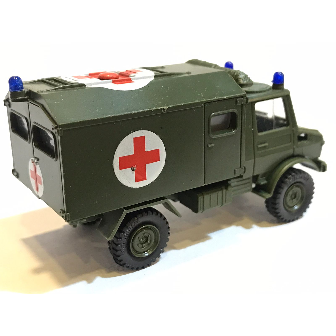  No Nuevo Unimog Ambulancia Militar 1/87 2