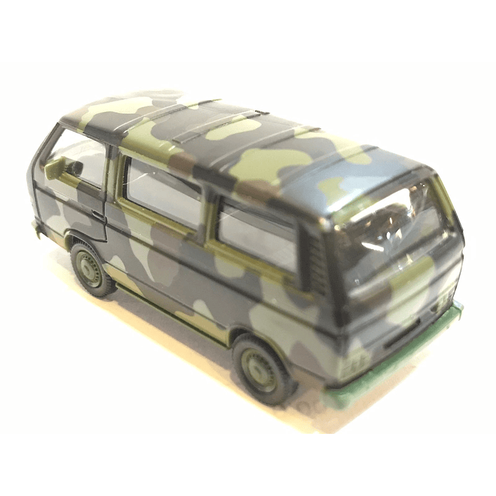 No Nuevo Microbus Volkswagen T3 Militar con camuflaje 1/87 2