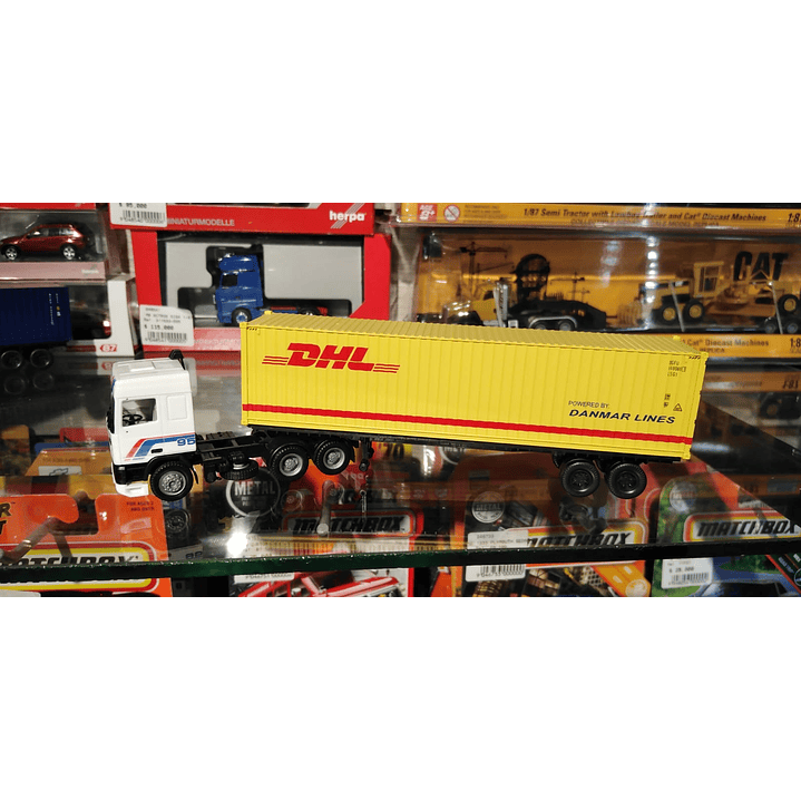  Tractomula Ho con contenedor de 20