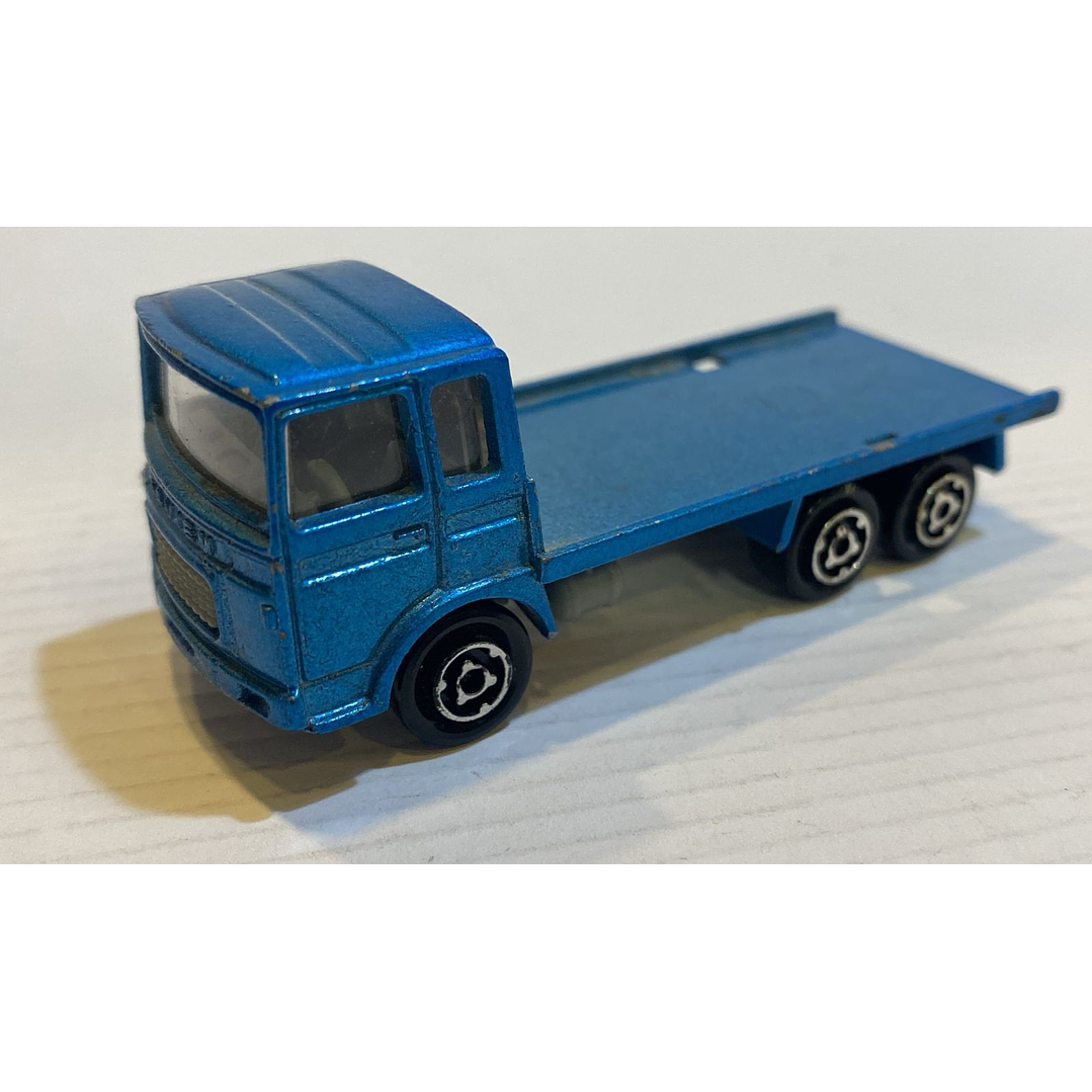 Camion Majorette antiguo 1/100 2
