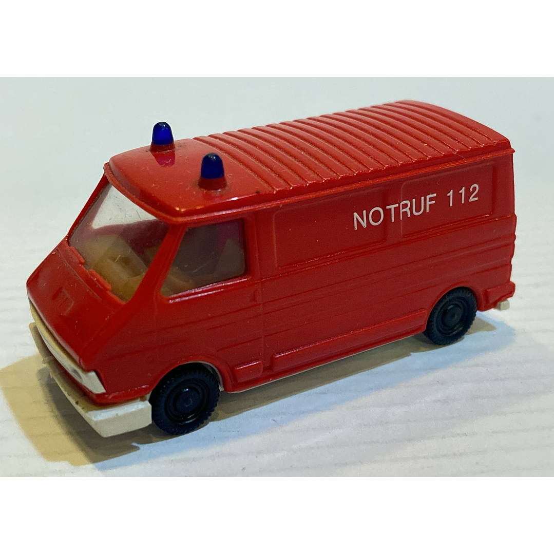 Carro coleccion No nuevo ambulancia de bomberos Ford Transit 1/87 H0 1