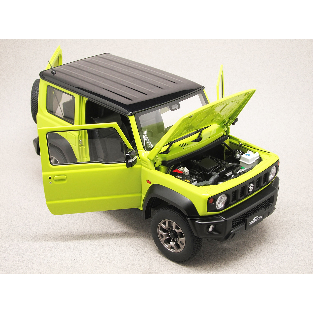 Carro Colección campero Suzuki Jimny 1/18 1