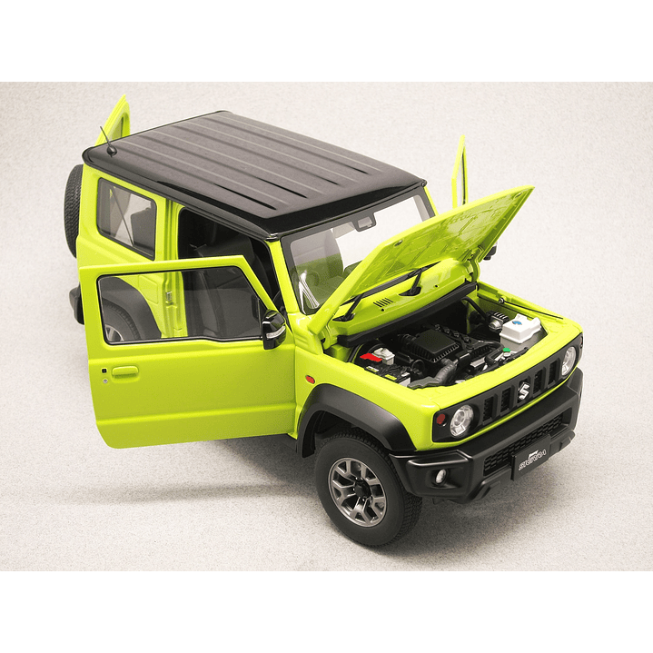 Carro Colección campero Suzuki Jimny 1/18 1