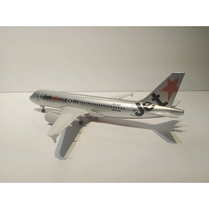 Avión Colección  Avion A-320 Jetstar 1