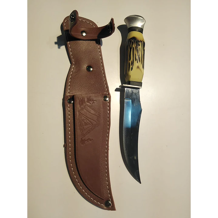  Cuchillo Hueso Con Funda Cordoban 1