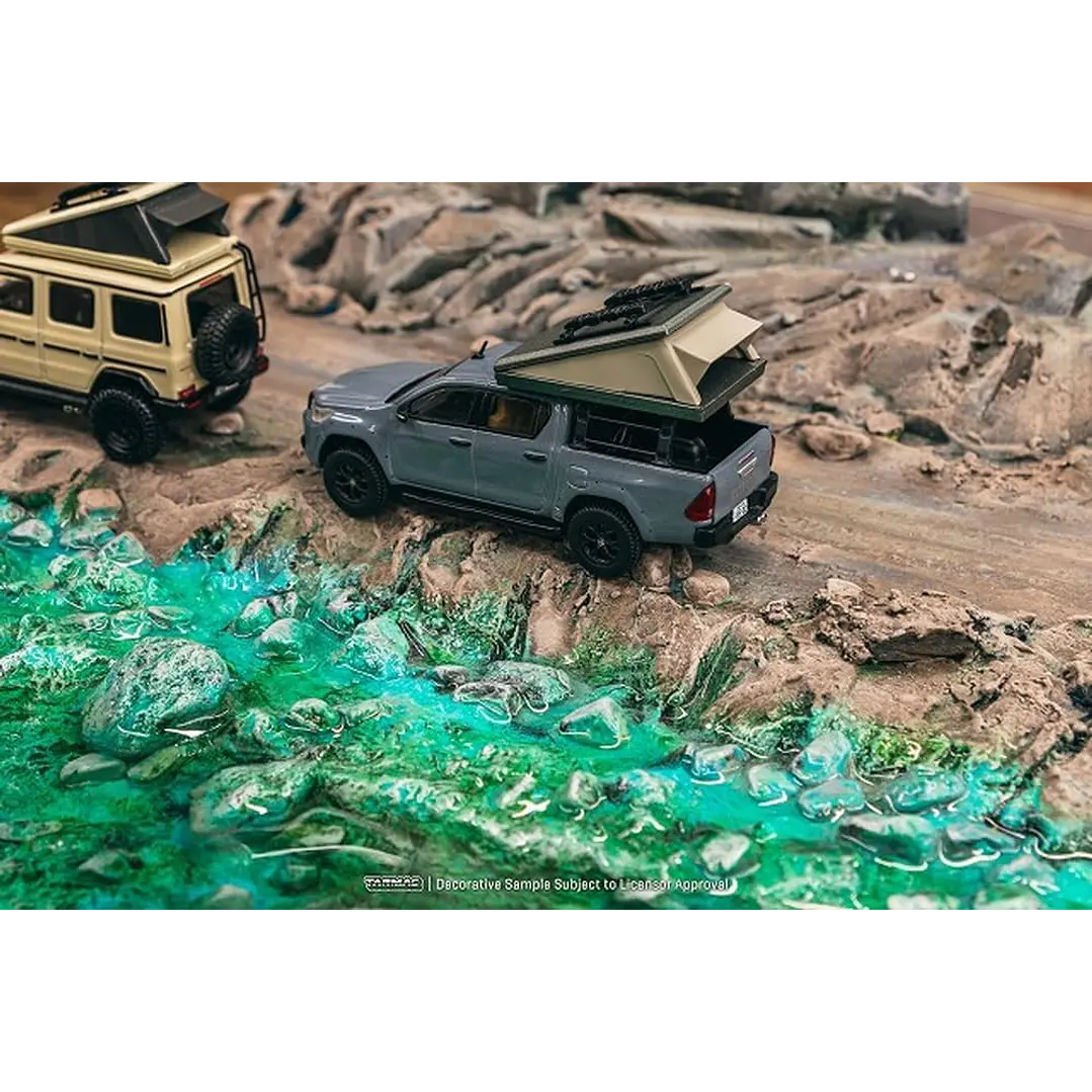 Carro Colección  Toyota Hilux Con Tienda 1/64 3