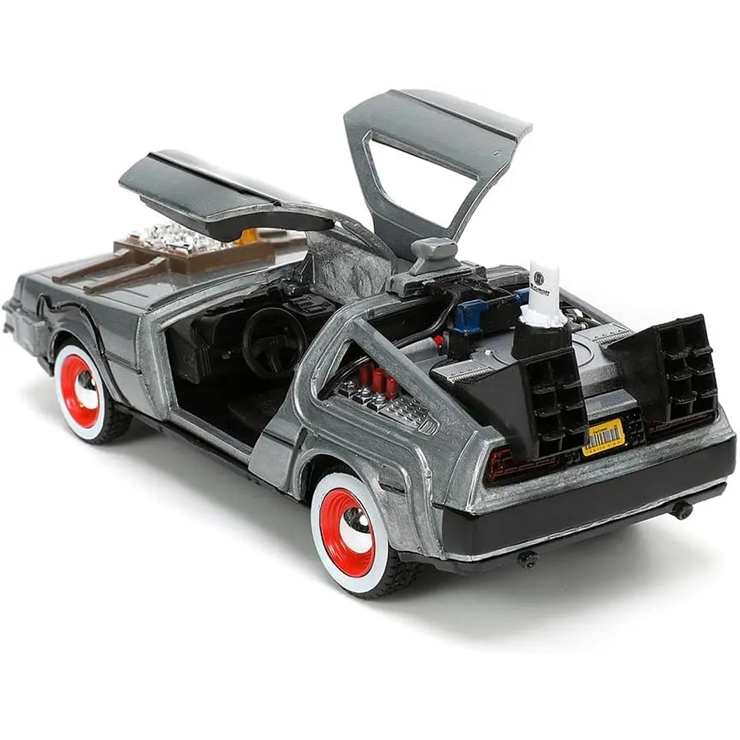   Delorean Back To The Future 1/32 3