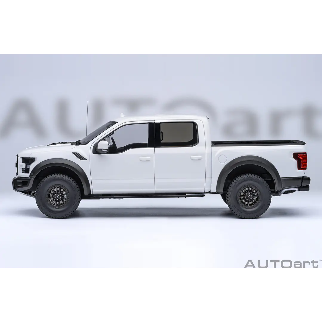 Carro Colección  Ford F150 Raptor 2019 Blanca1/18 8