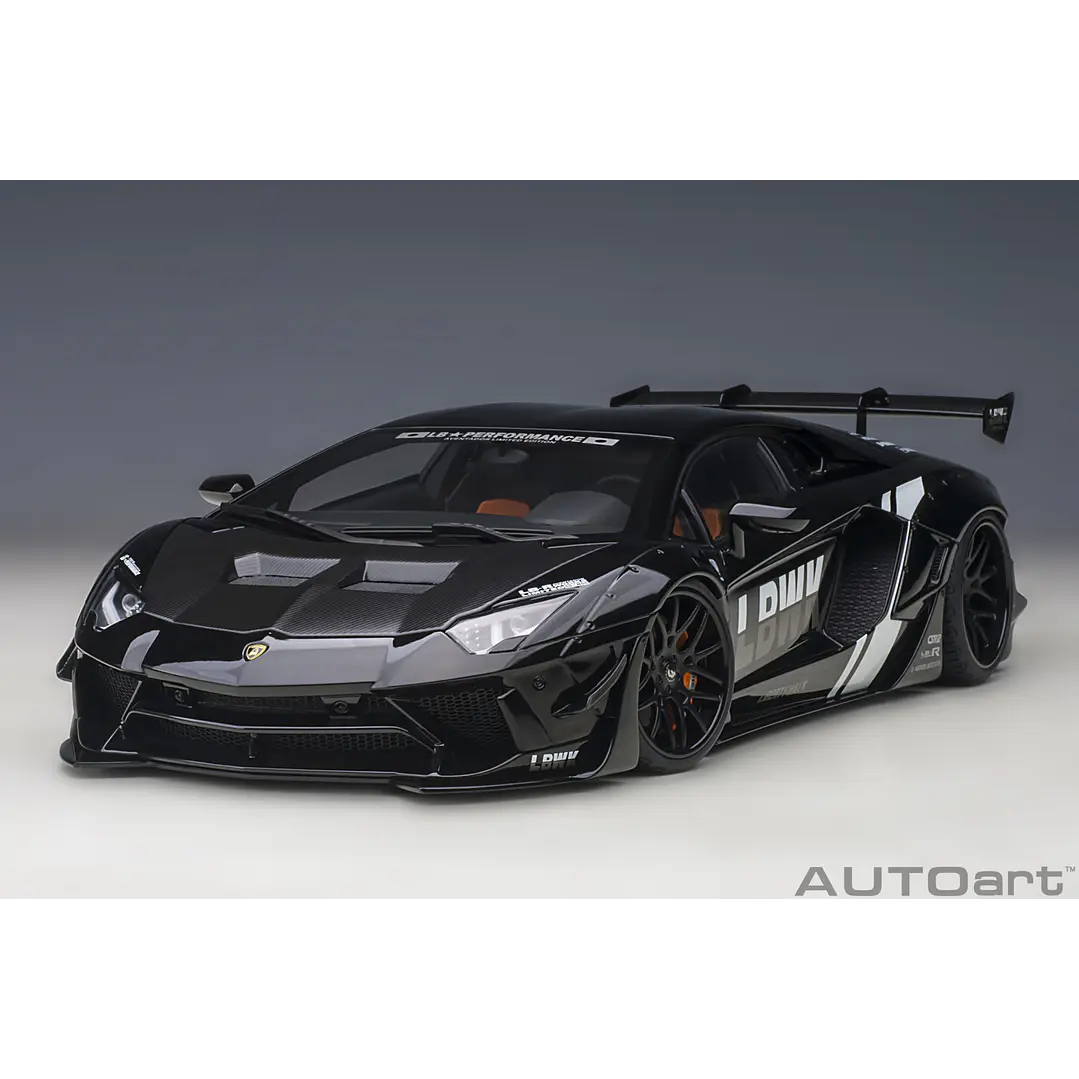 Carro Colección  Liberty Walk Lamborghini Aventa1/18 3