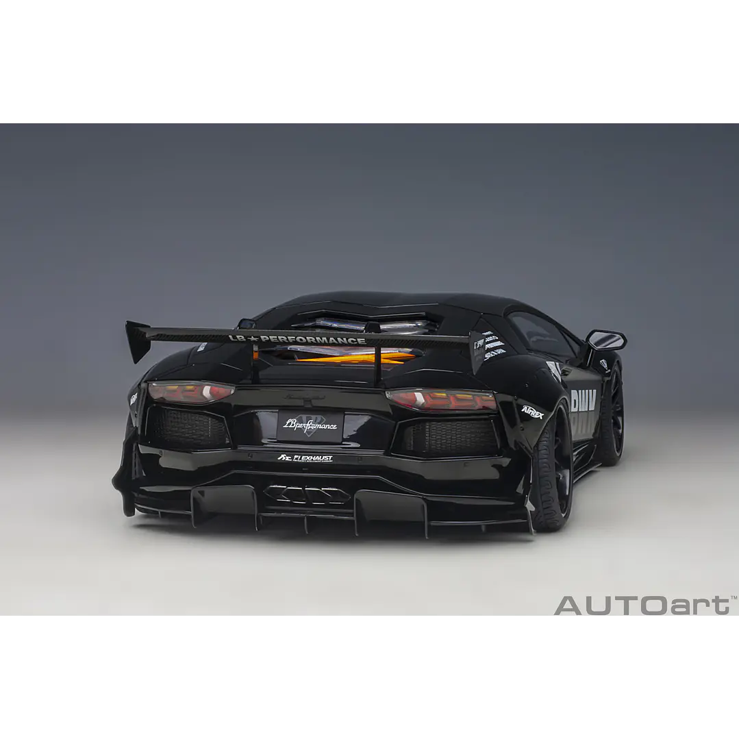 Carro Colección  Liberty Walk Lamborghini Aventa1/18 13