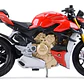   Motocicleta Ducati Super Naked V4 S Roja 1/18 - Miniatura 1