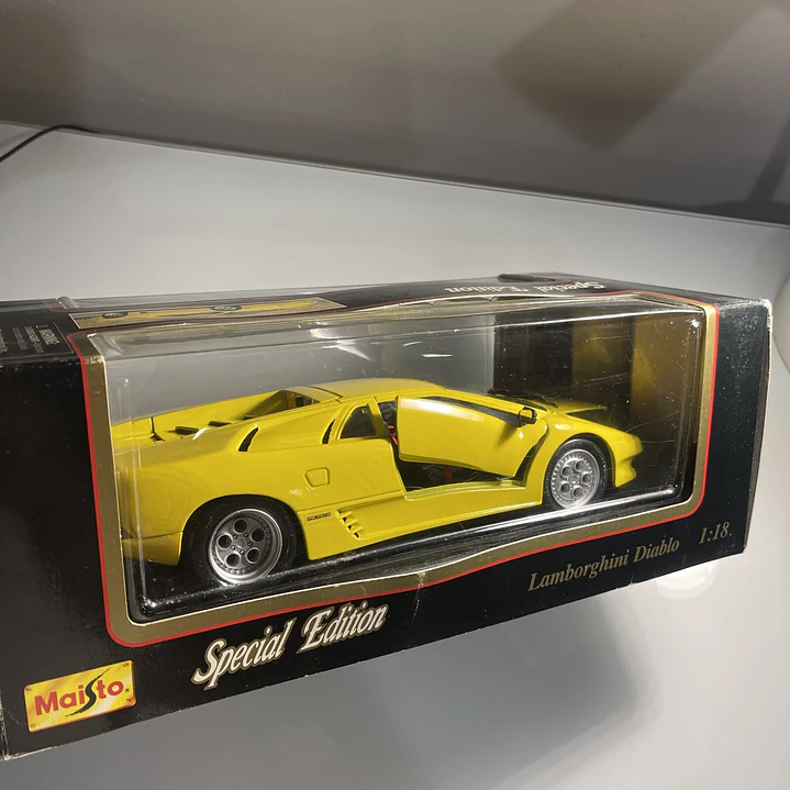 Carro Colección  No Nuevo Lamborghini Se 1994 Am1/18 2