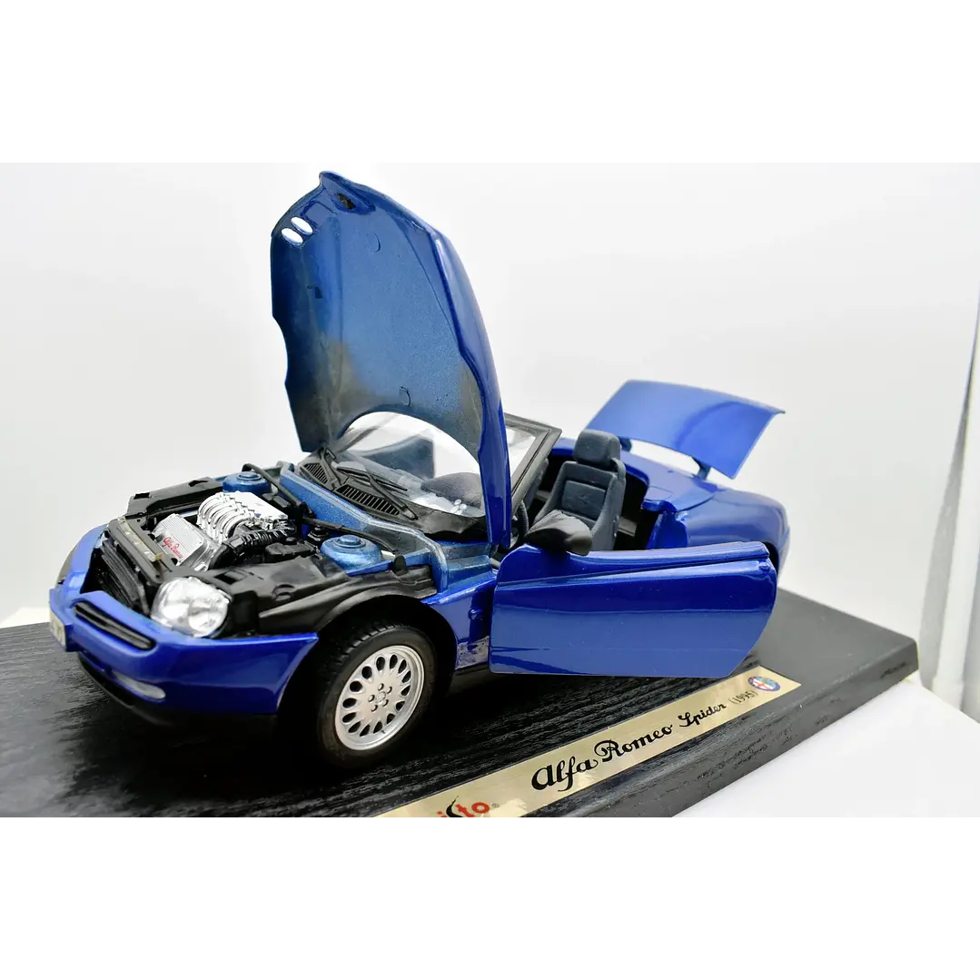 Carro Colección  No Nuevo alfaromeo spider 1995Azu 1/18 3