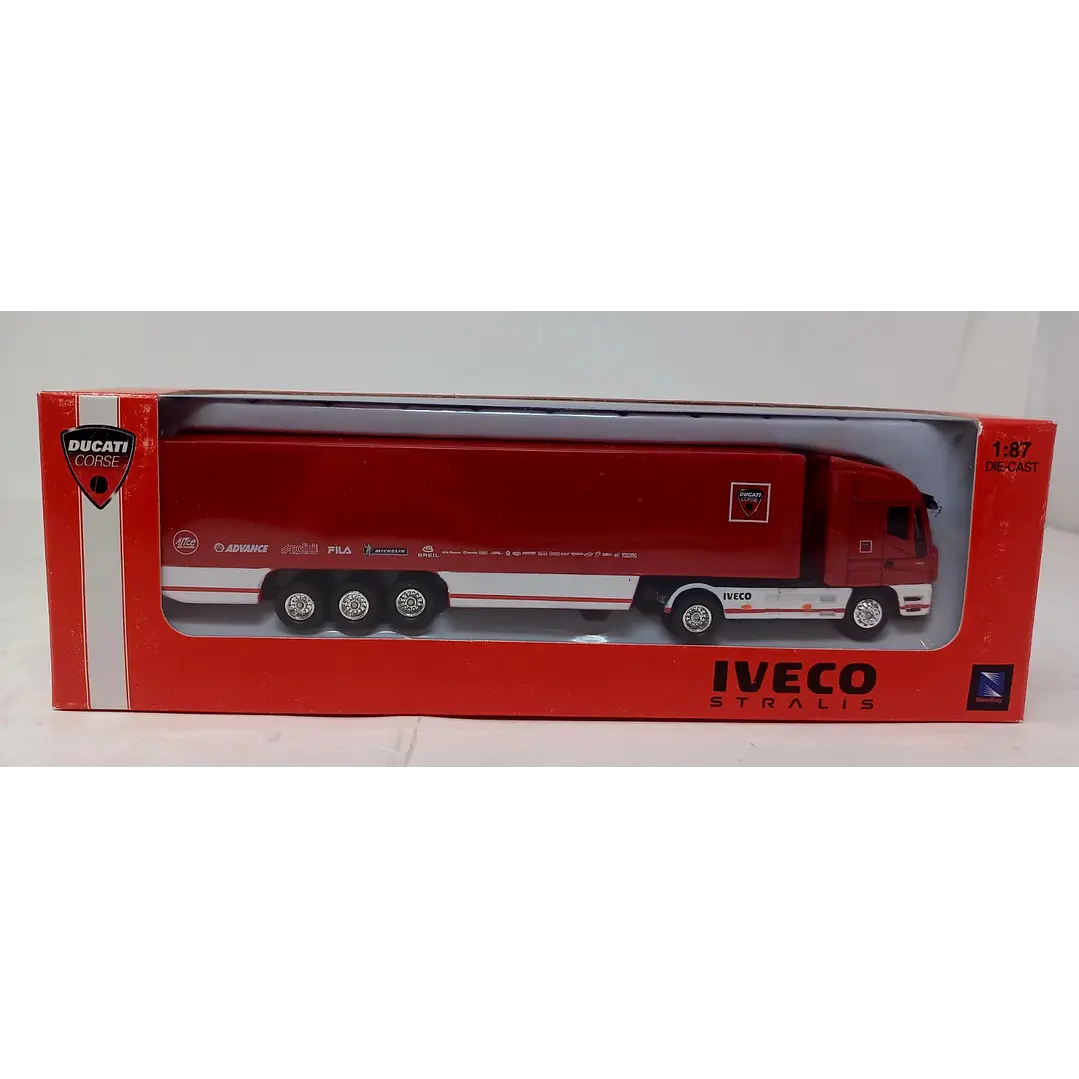   Tractomula Iveco Ferrari 1/87 1