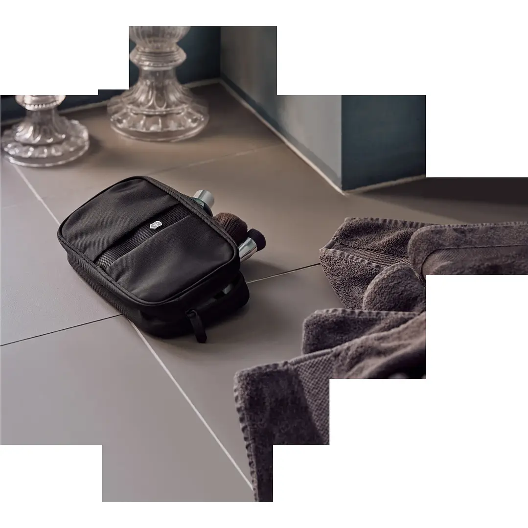  Neceser Victorinox Overnight Essent 4