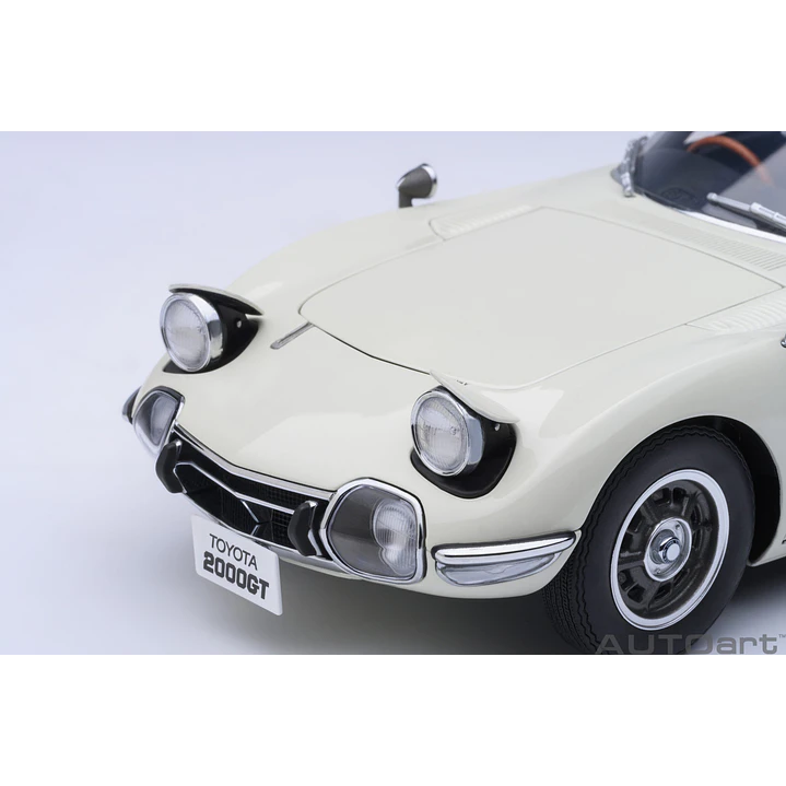 Carro Colección  Toyota 2000Gt 1967 White1/18 5