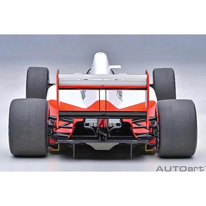 Carro Colección   MCLAREN HONDA MP 4/6 JAPANESE GP 1991 A. SENNA #1 1/8 6