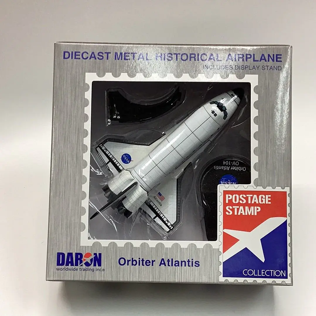 Avión Colección  Transbordador espacial Atlantis 1/300 2
