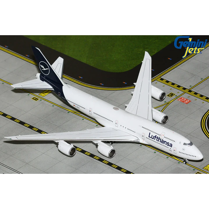 Avión Colección  Lufthansa Boeing 747-8  1/400 1