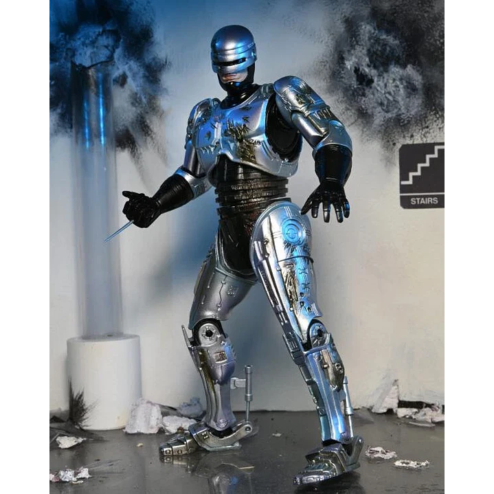 Figura Colección  Ultimate Battle Damaged Robocop W/C 1