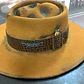  Sombrero En Paño - Miniatura 3