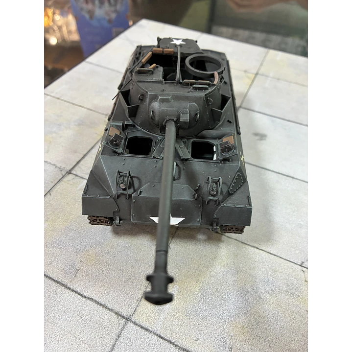 modelo armado y pintado  Tanque M-18 Hellcat 1/35 academy 3