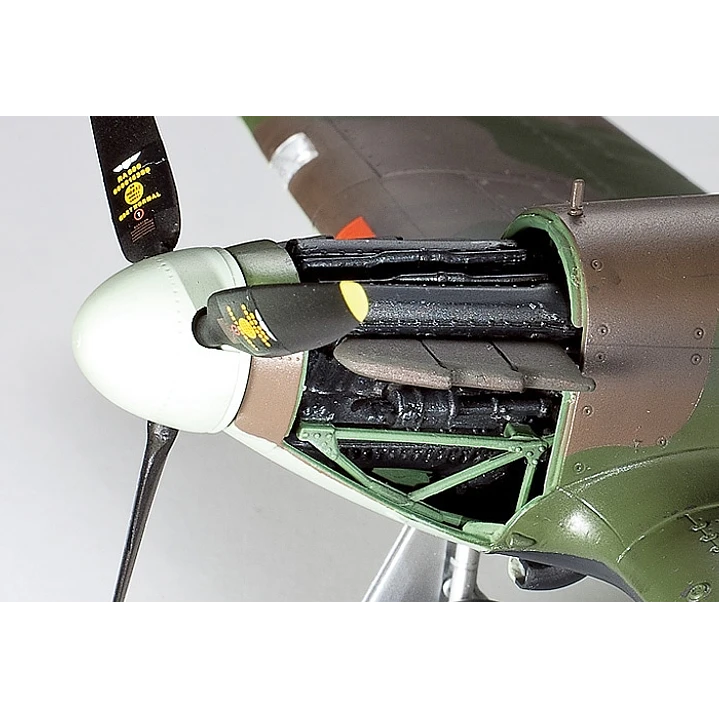 Para armar Hawker Hurricane Mk.I W/3 Figur1/48 2