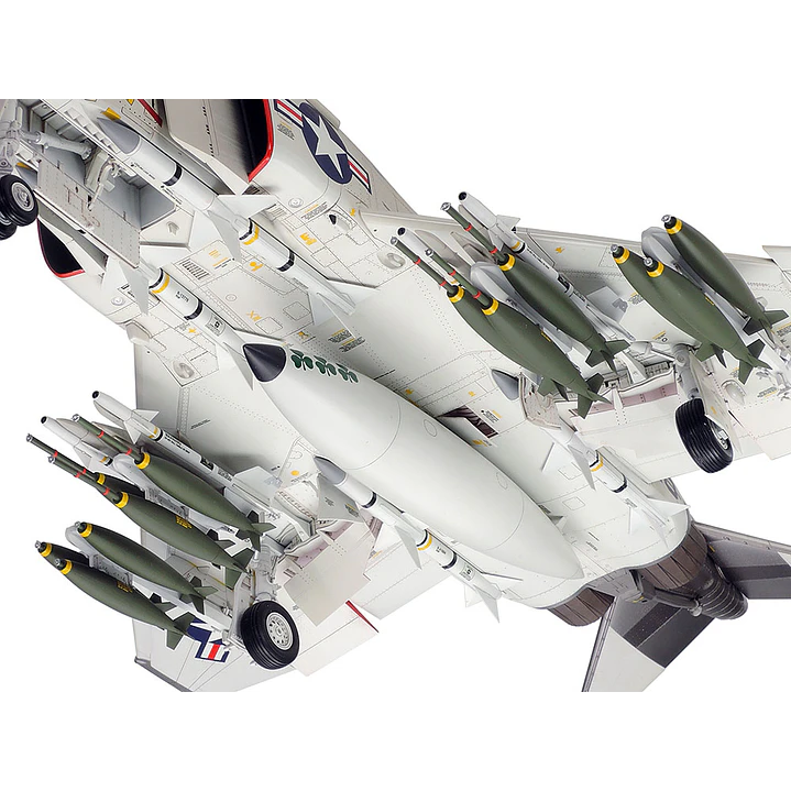 Para armar Mcdonnell F-4 J Phantom Ii Marine V 4